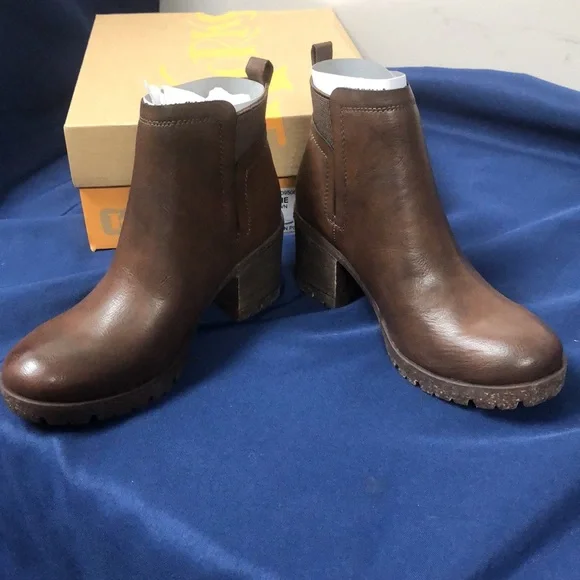 COPY - Korks Elsie brown ankle boots New with box size 8.5, - Picture 2 of 7